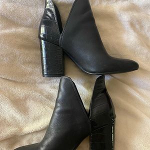 Black Steve Madden booties